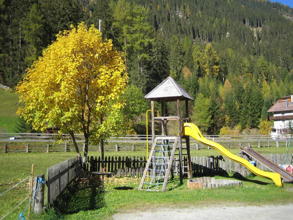 Apart Gletscherblick Kaunertal Exteriör bild